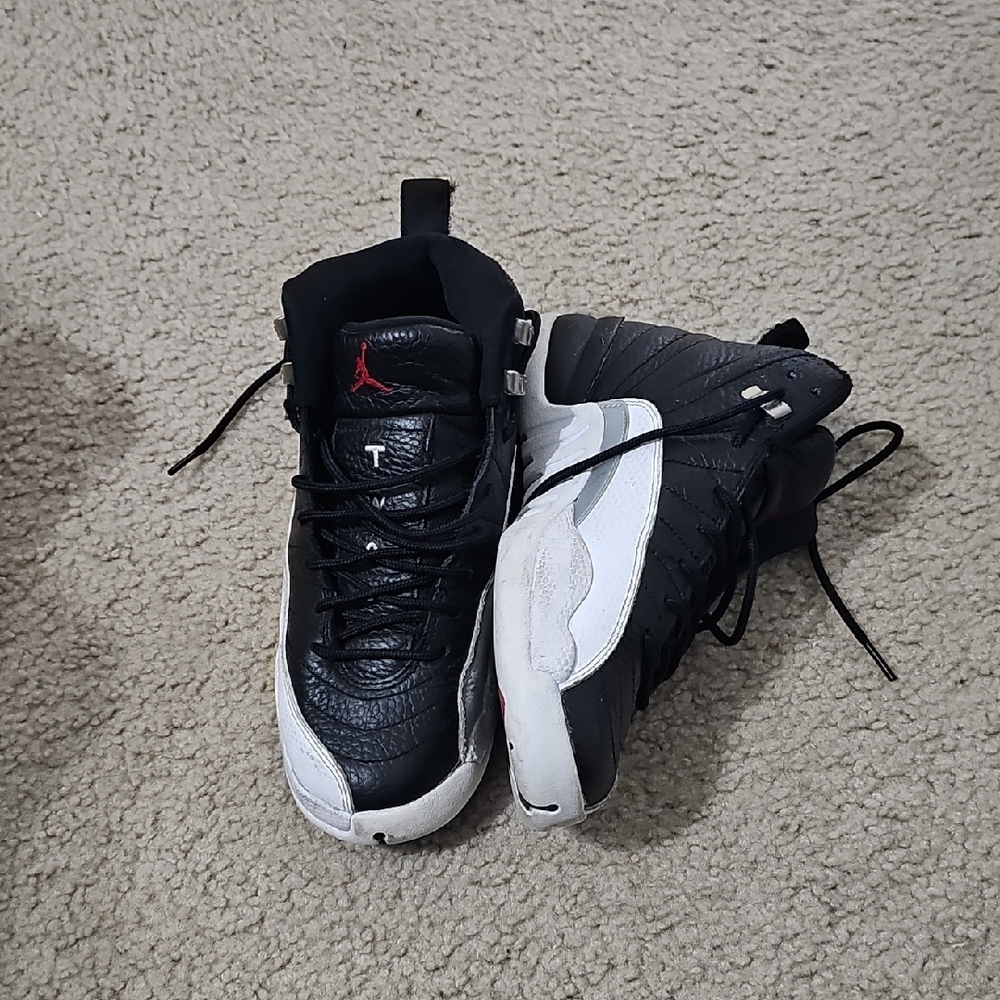 Jordan 12 Retro Mid Playoff